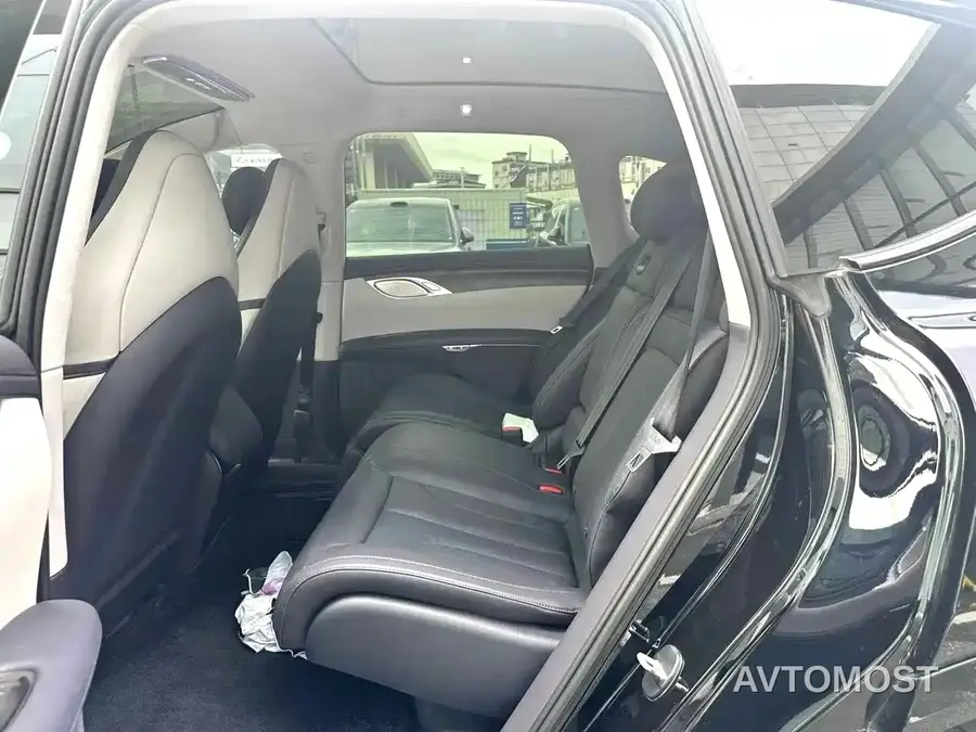 IM LS7 2023 90kWh Elite AWD