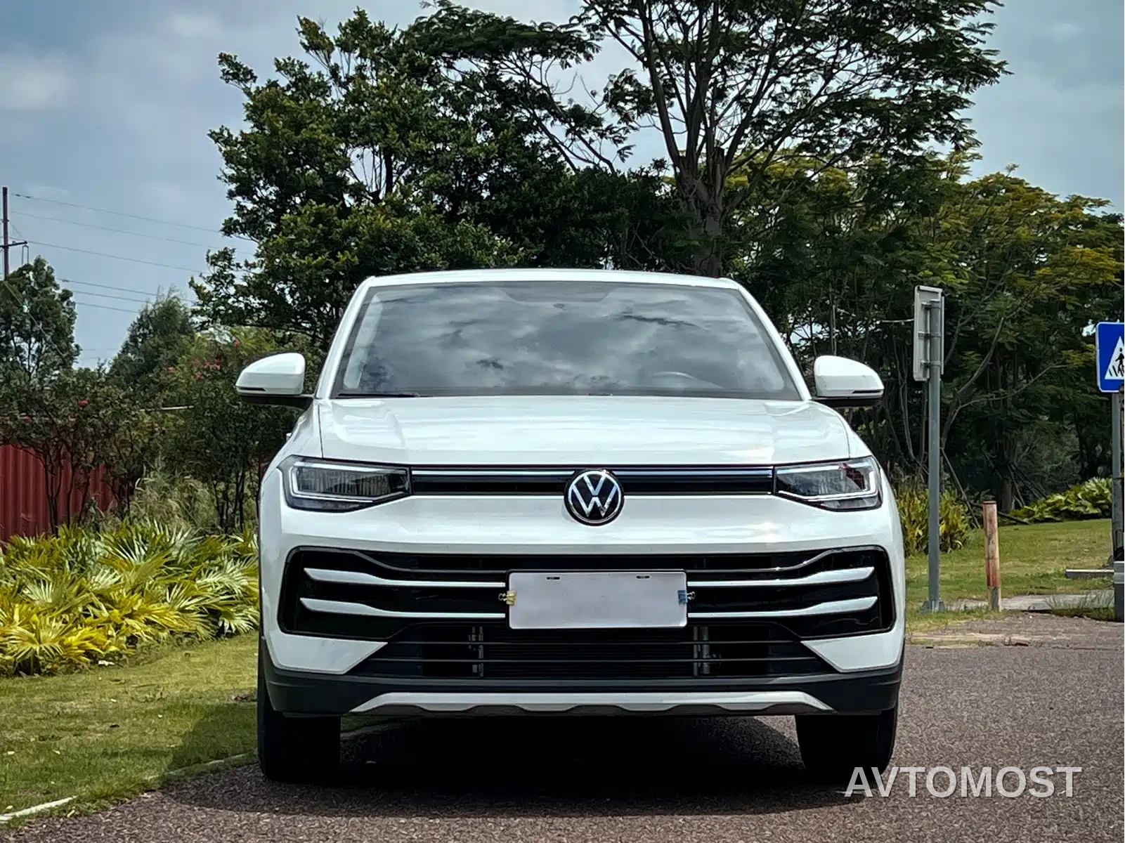 Volkswagen Tharu 2026 New Sharp 1.5L Advance Edition — фото 2