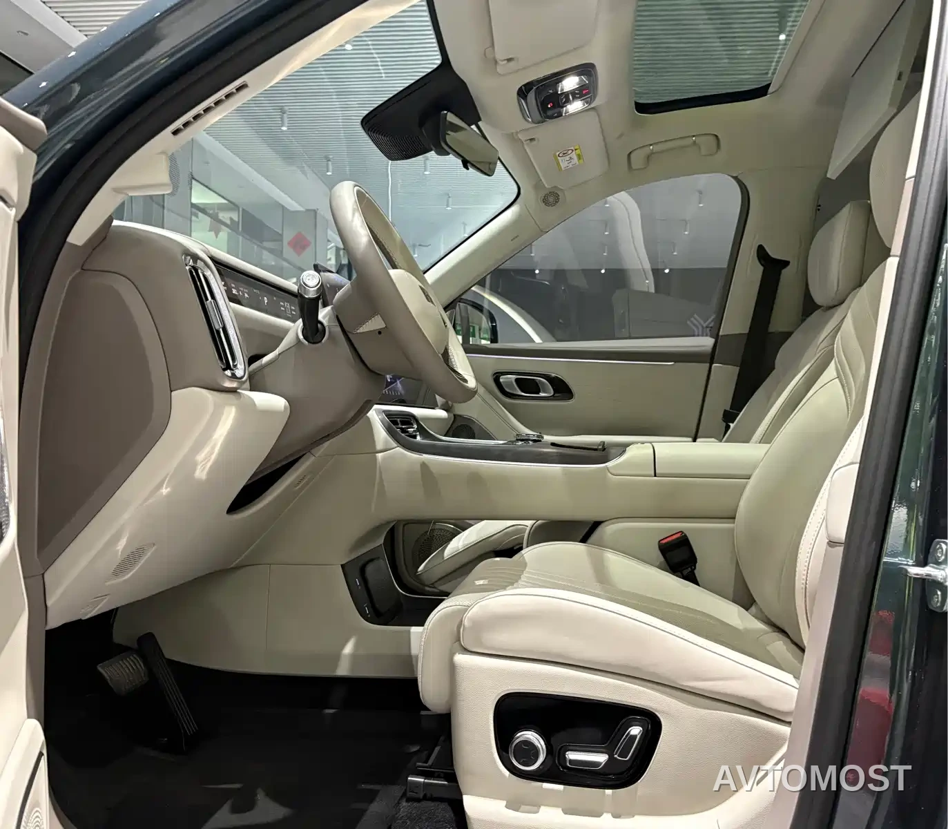 Geely Galaxy M9 2025 Model 230km 2WD Explorer+ Edition — фото 4