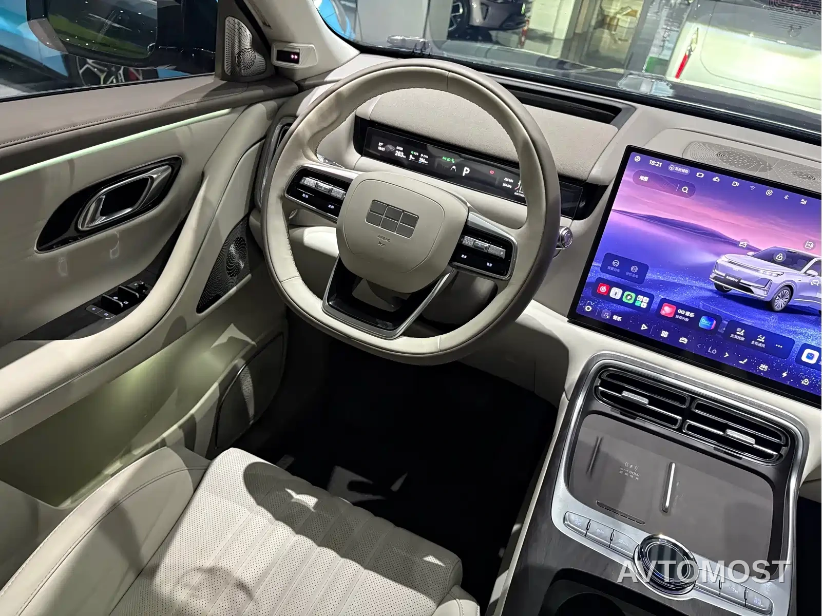 Geely Galaxy M9 2025 Model 230km 2WD Explorer+ Edition — фото 9