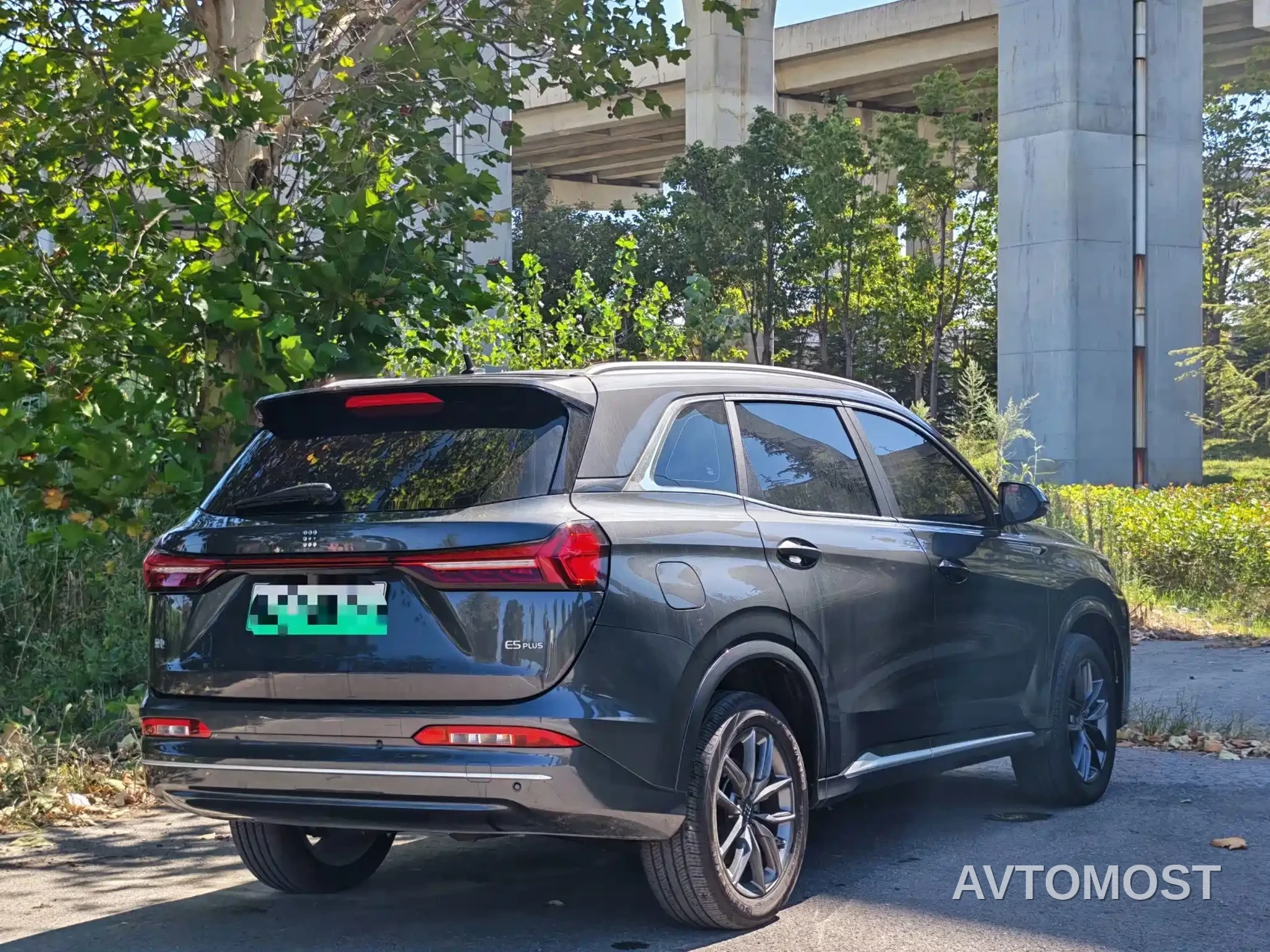 Landian E5 PLUS 2025 165km Long Range 5-seater — фото 5