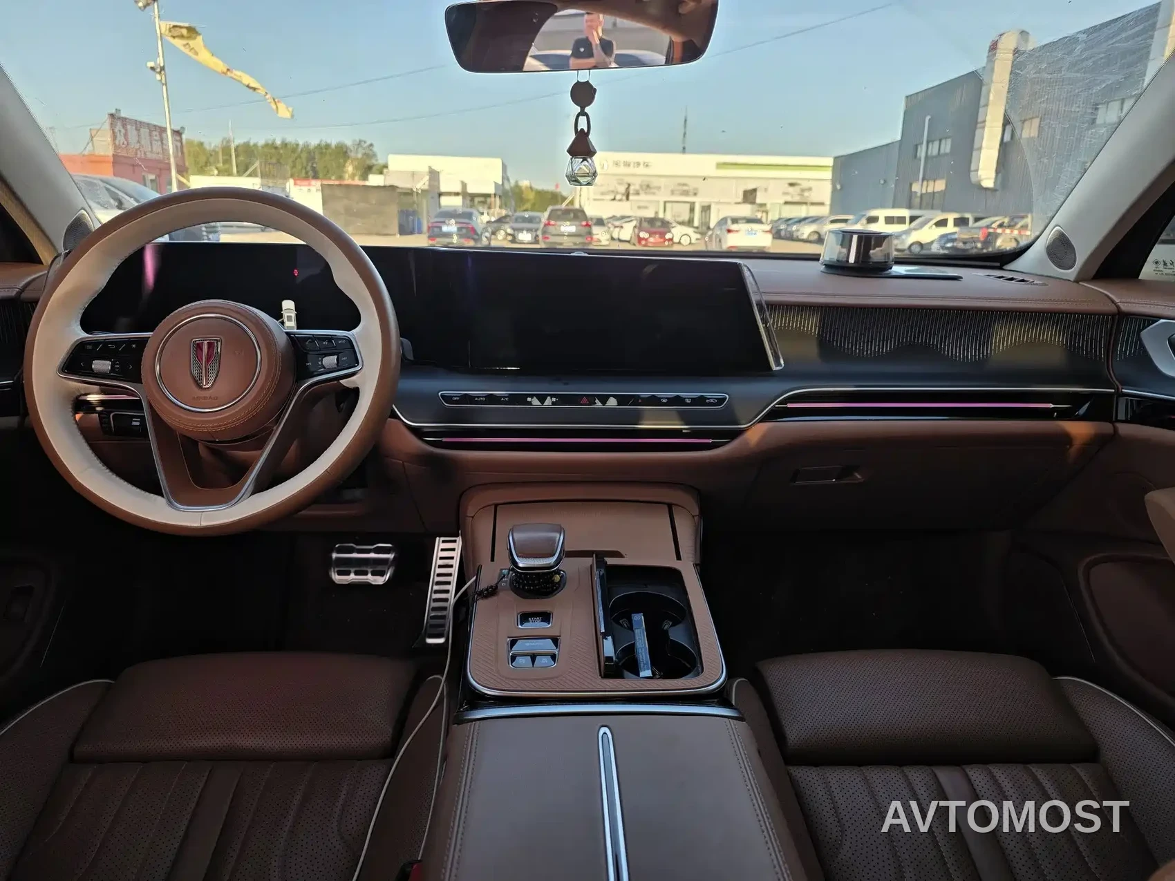 Hongqi H9 2025 2.0T 2WD Qixiang Luxury Business Edition 5-seater — фото 6