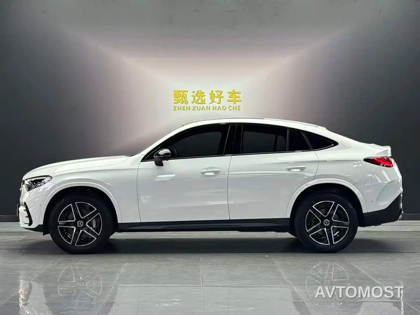 Mercedes-Benz GLC Coupe 2024 GLC 260 4MATIC Coupe SUV — фото 8