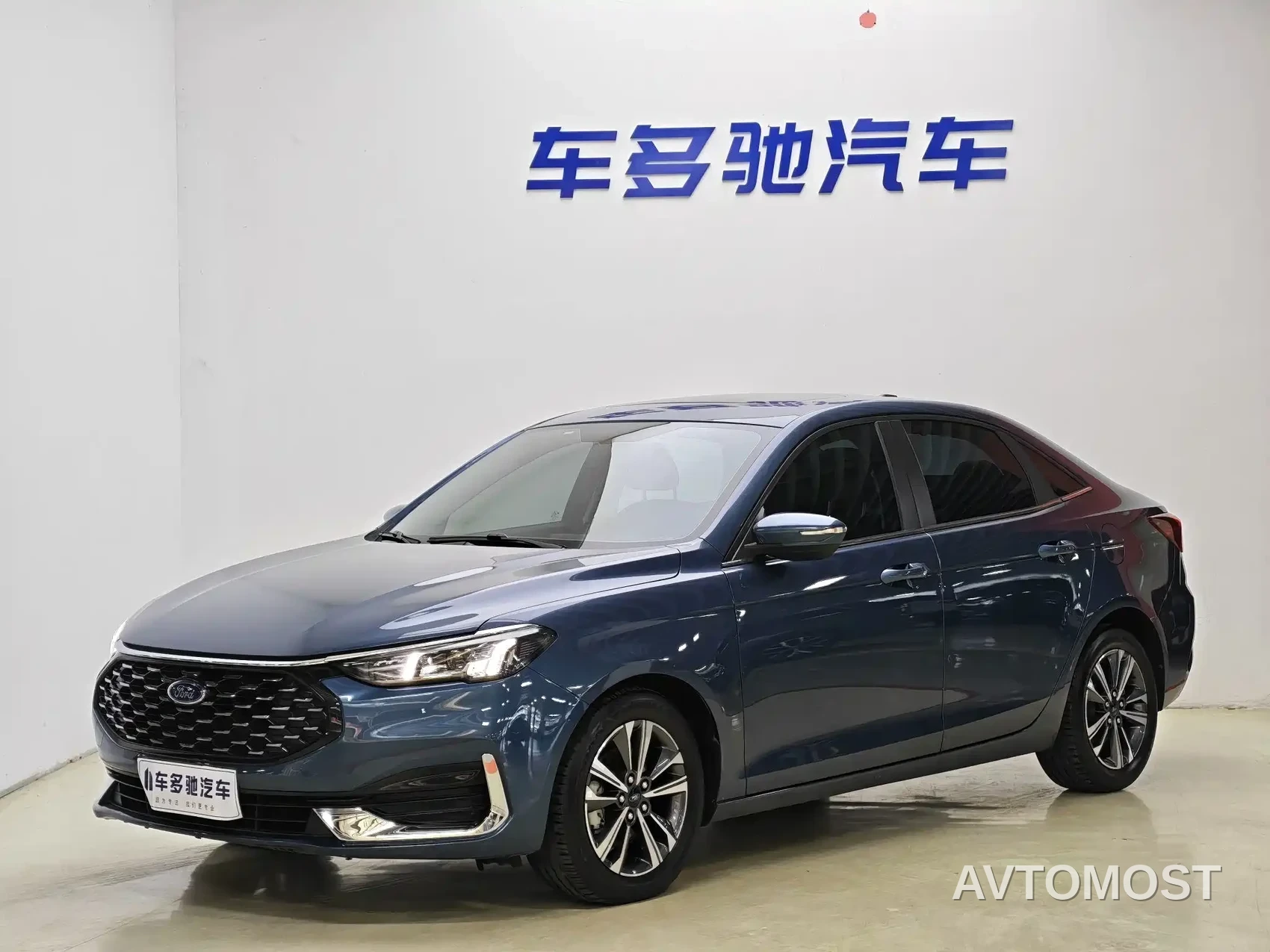 Ford Escort 2021 1.5L Automatic Diamond Edition — фото 1
