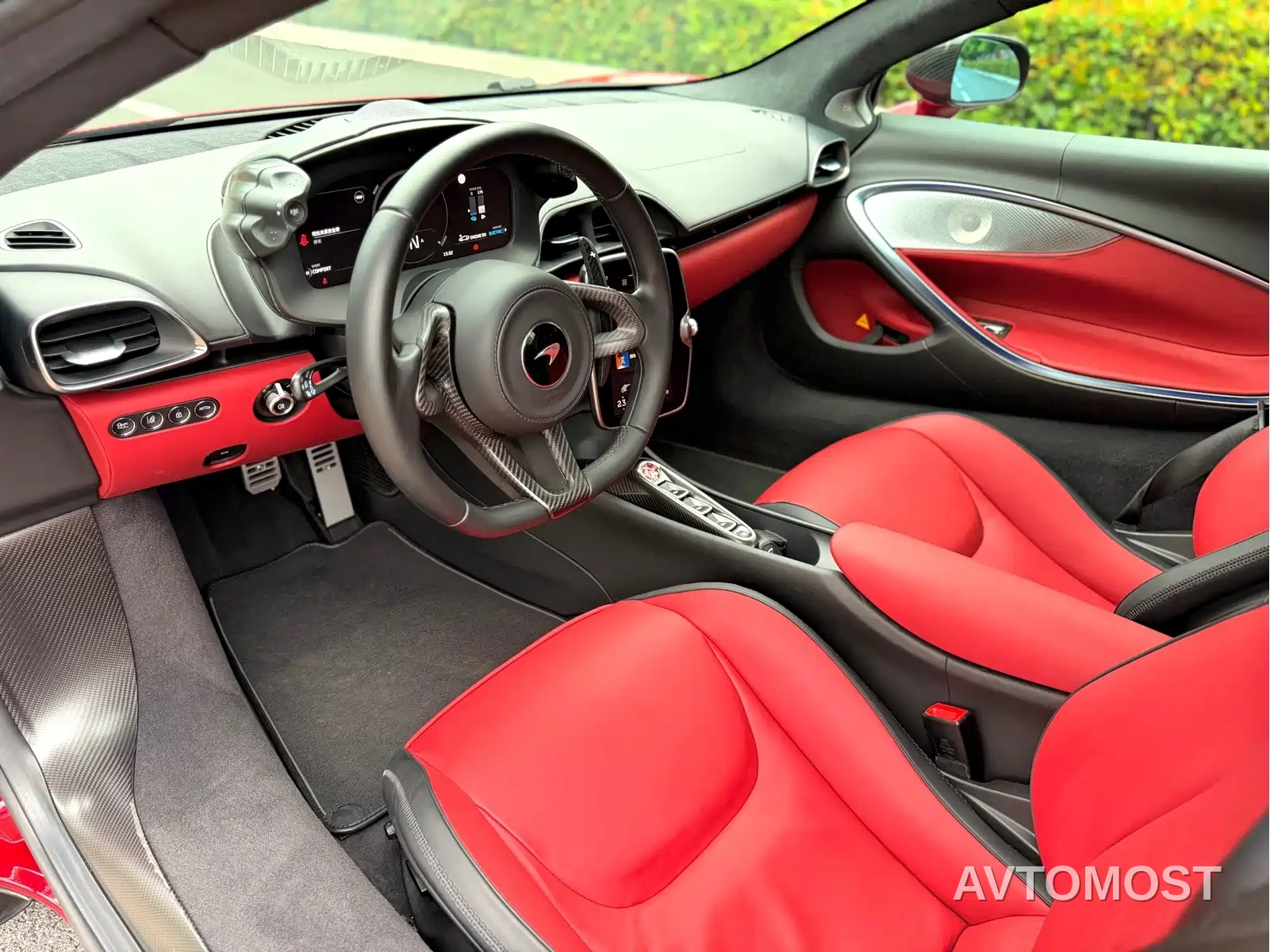 McLaren Artura 2023 3.0T Hybrid Standard — фото 13