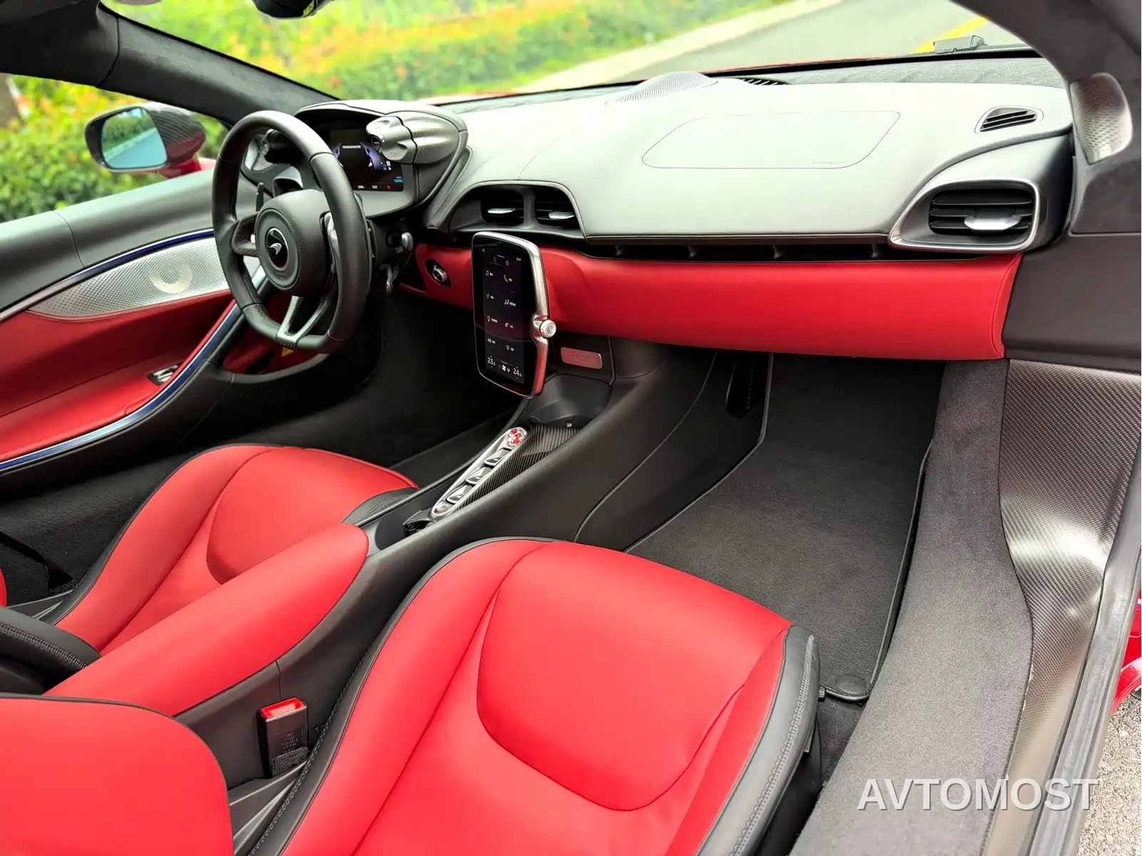 McLaren Artura 2023 3.0T Hybrid Standard — фото 14