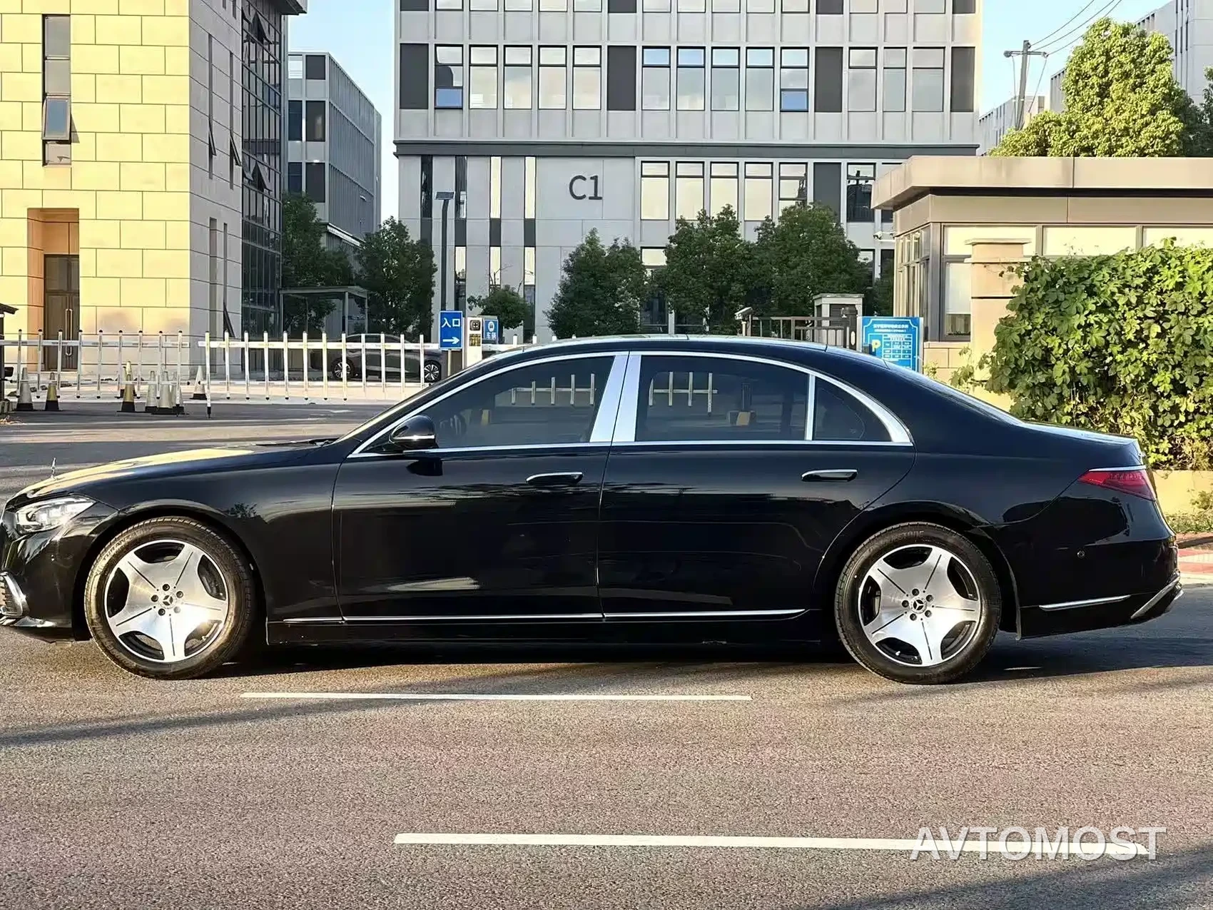 Mercedes-Benz S-Class 2023 Model S 400 L Business Edition — фото 7