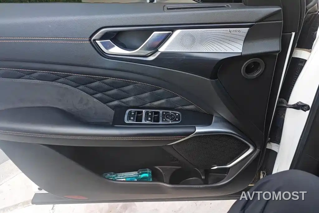 Wey Latte DHT-PHEV 2022 1.5T AWD Super Large Edition — фото 7