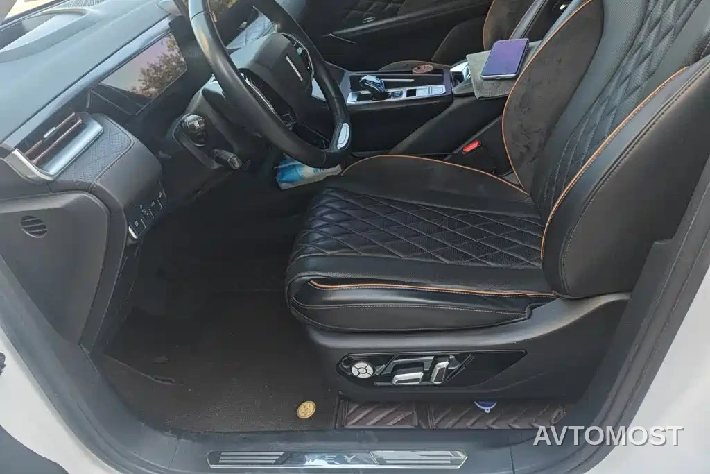 Wey Latte DHT-PHEV 2022 1.5T AWD Super Large Edition — фото 9