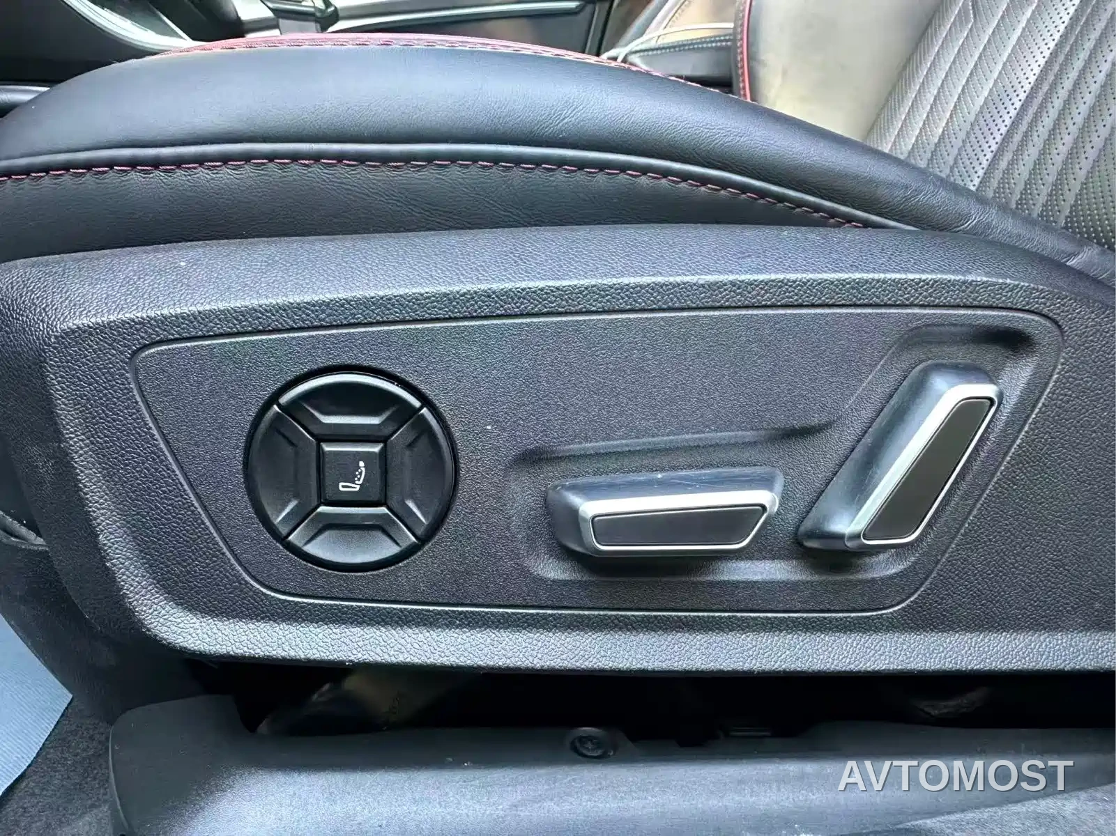 Audi A6 (Import) 2021 allroad quattro Explorer 55 TFSI Premium Off-road — фото 24
