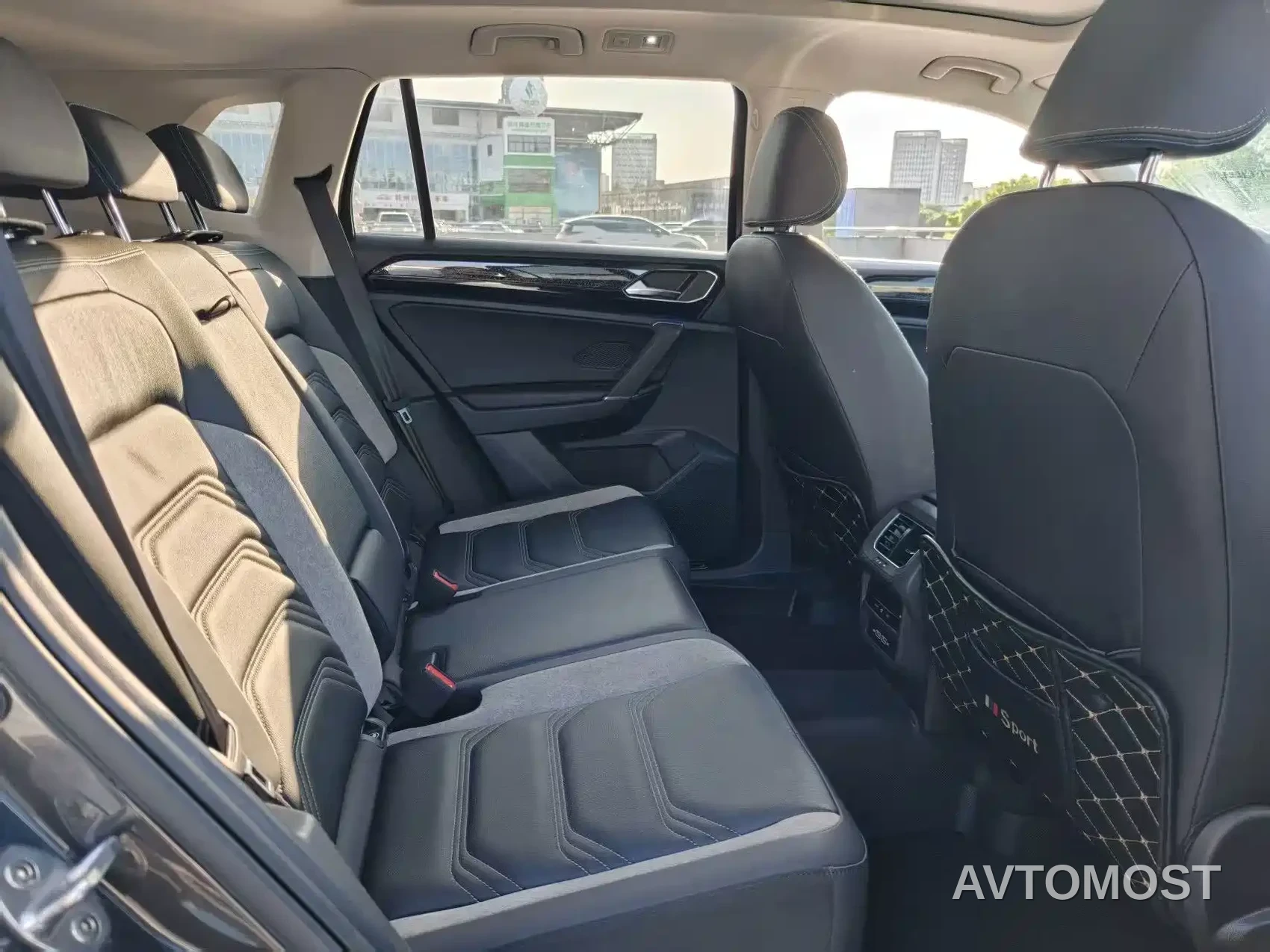 Volkswagen Tayron GTE Plug-in Hybrid 2020 Model 1.4T Luxury — фото 8