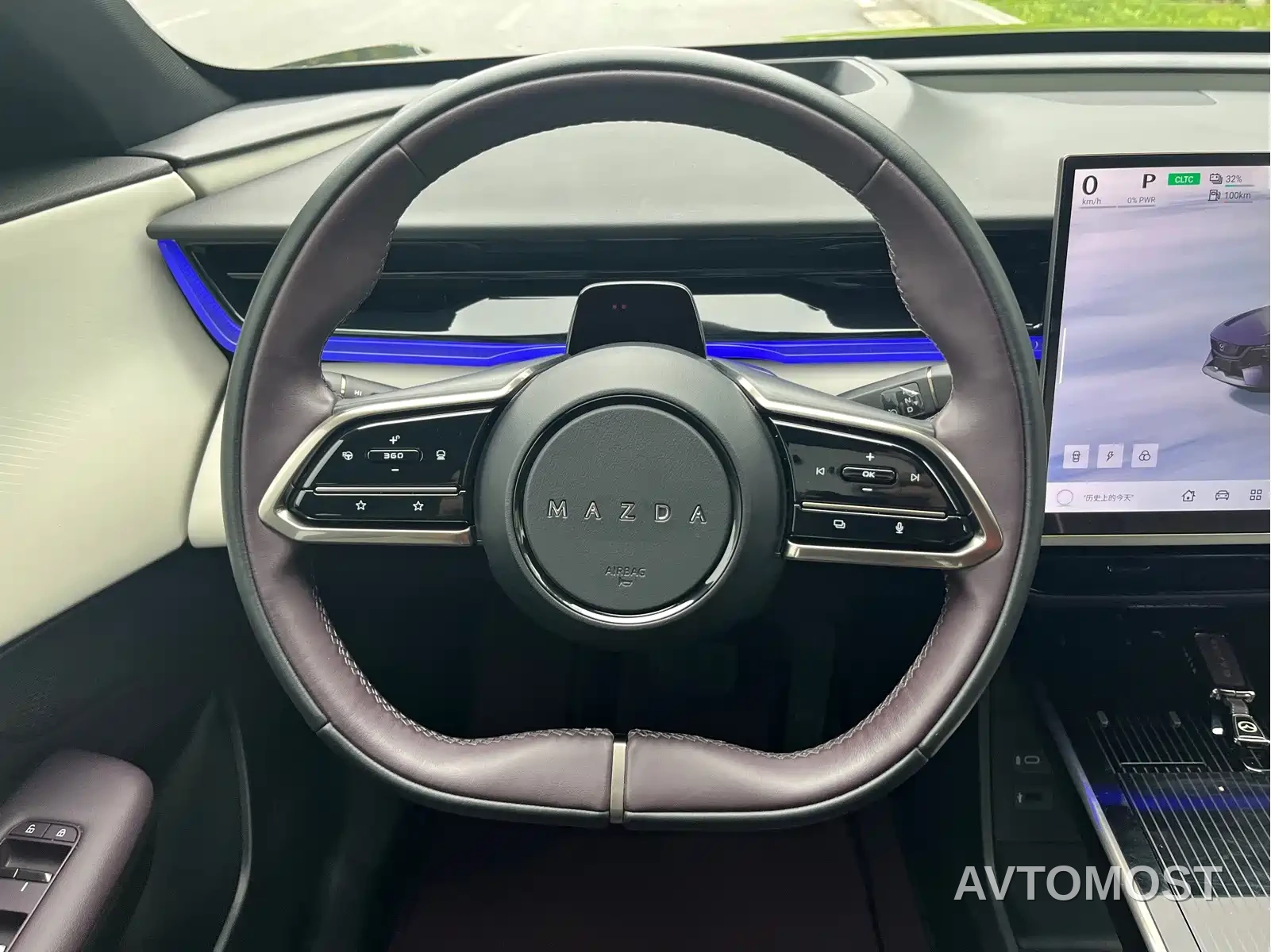 Mazda EZ-60 2025 Range-extender Base Model — фото 4