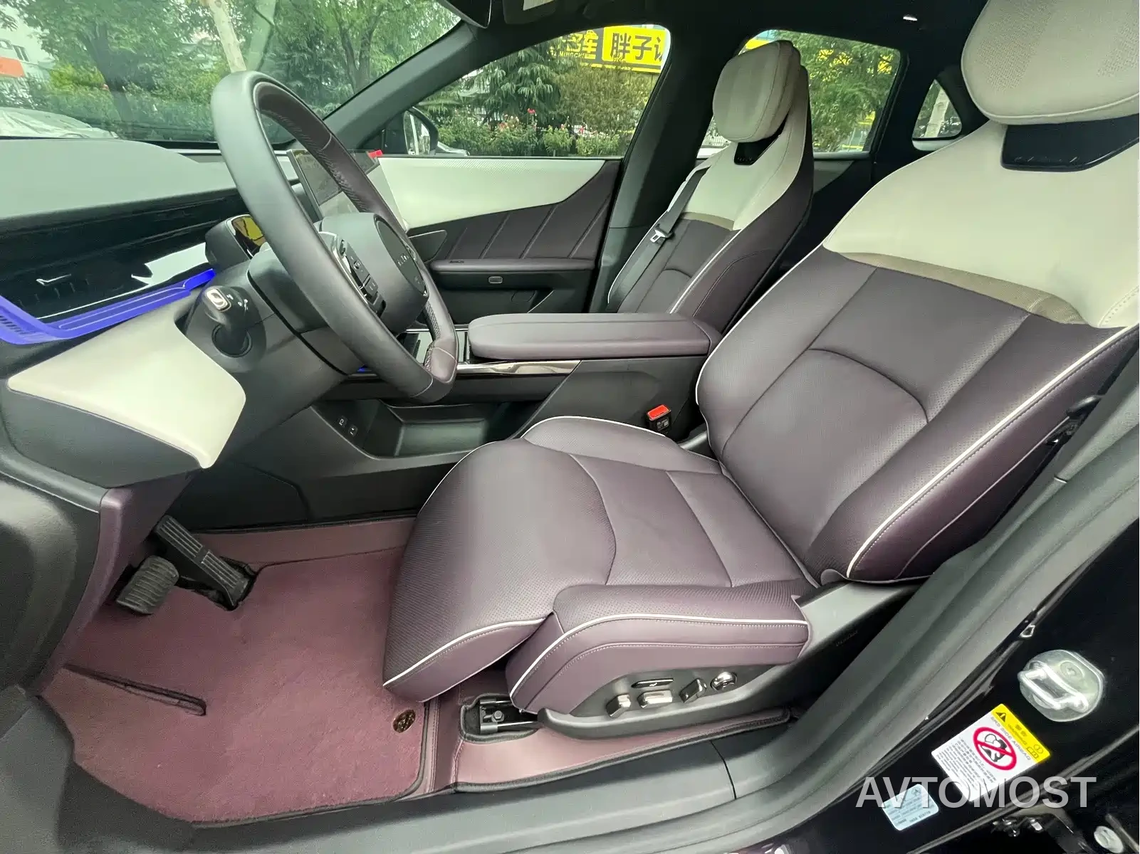 Mazda EZ-60 2025 Range-extender Base Model — фото 10