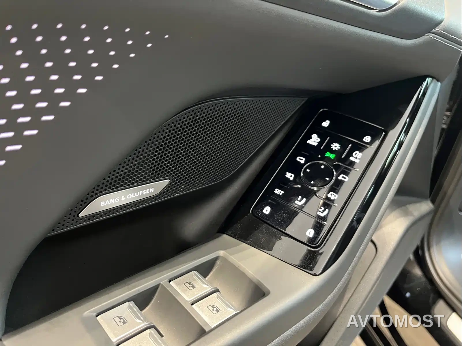 Audi A6L e-tron 2026 Model Pioneer Edition — фото 9
