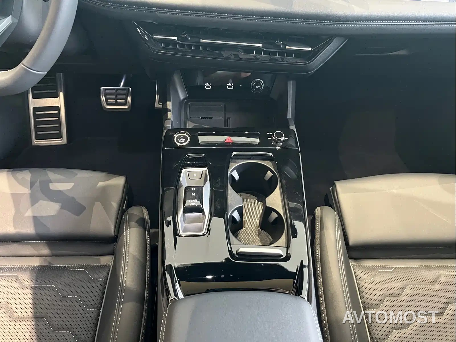 Audi A6L e-tron 2026 Model Pioneer Edition — фото 13