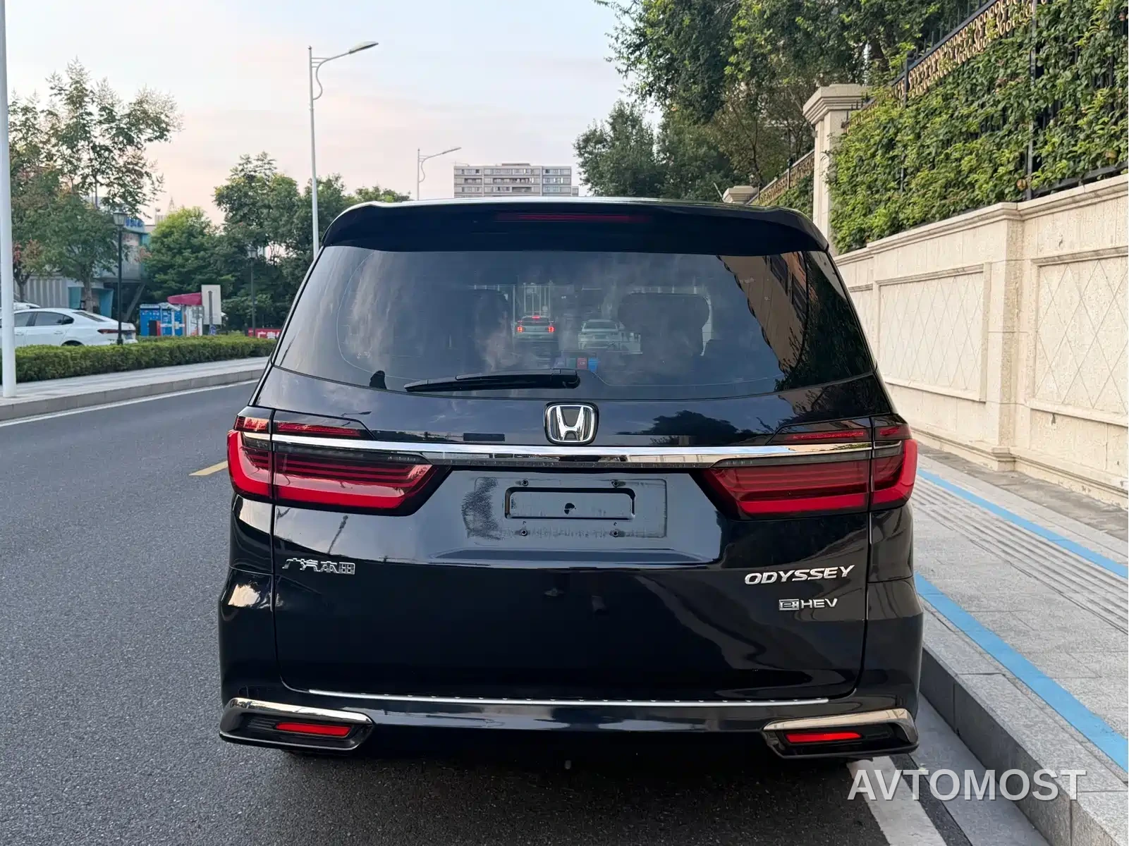 Honda Odyssey 2022 2.0L e:HEV Sharp·Enjoyment Edition — фото 4