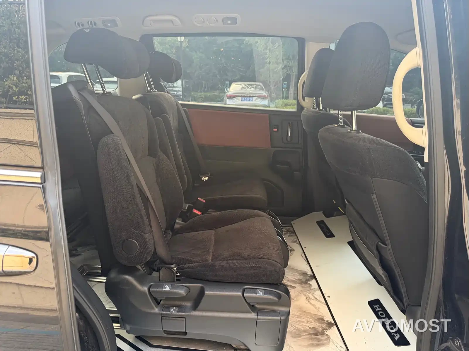 Honda Odyssey 2022 2.0L e:HEV Sharp·Enjoyment Edition — фото 12
