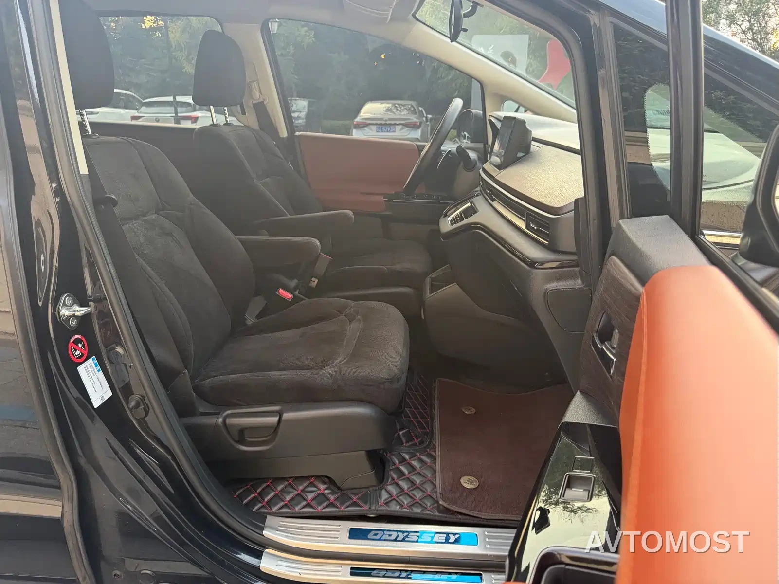 Honda Odyssey 2022 2.0L e:HEV Sharp·Enjoyment Edition — фото 14