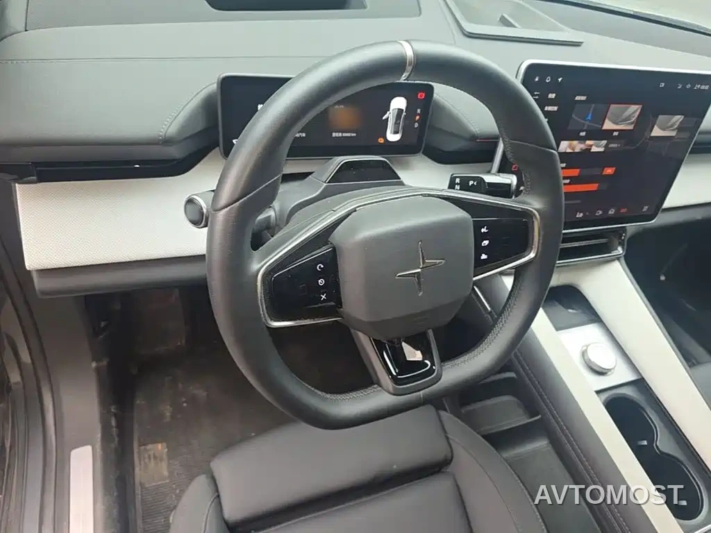 Polestar 4 2023 Single Motor Standard Range PLUS — фото 14