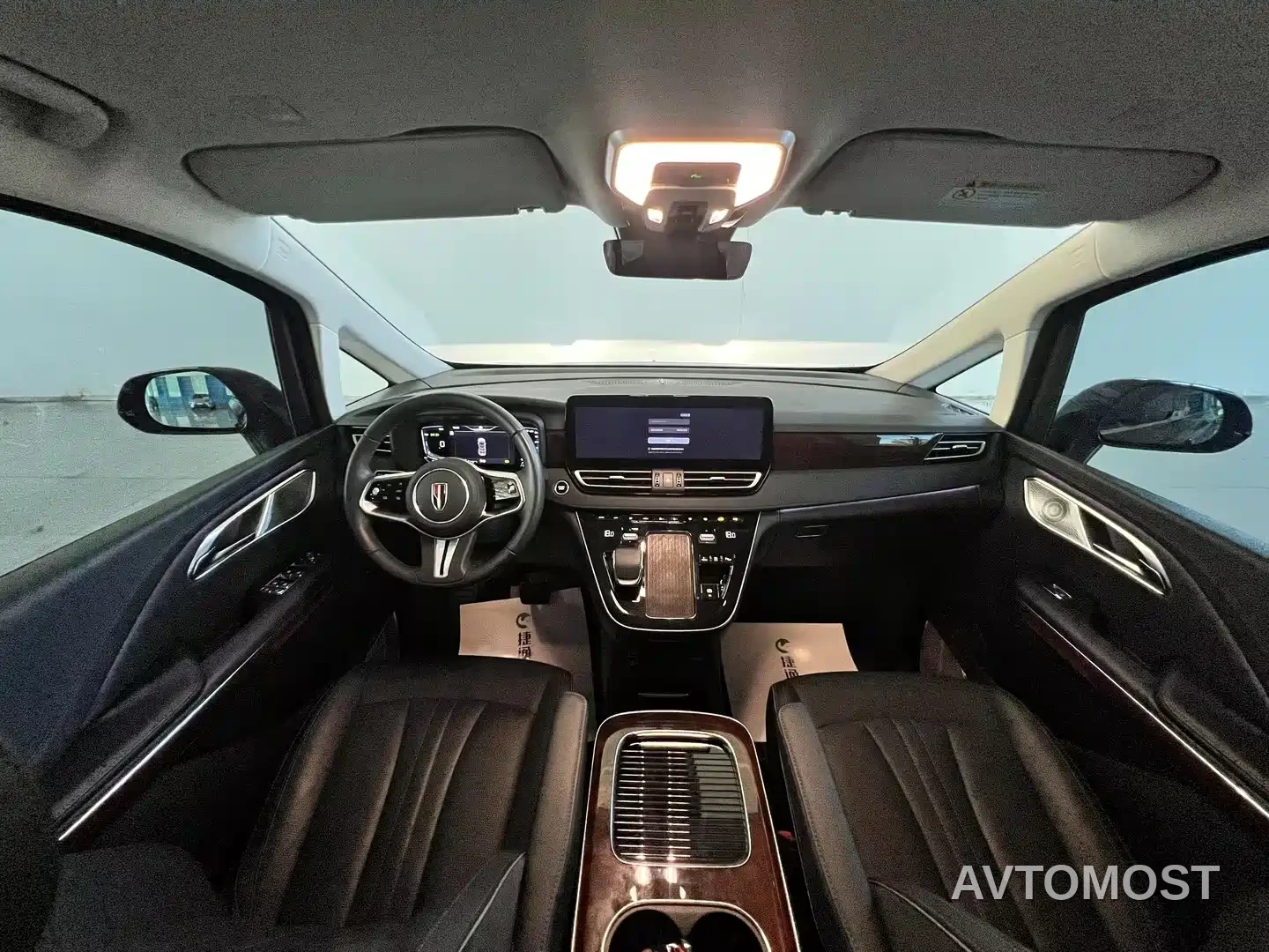 Hongqi HQ9 PHEV 2024 Model 2.0T AWD Luxury Edition — фото 12