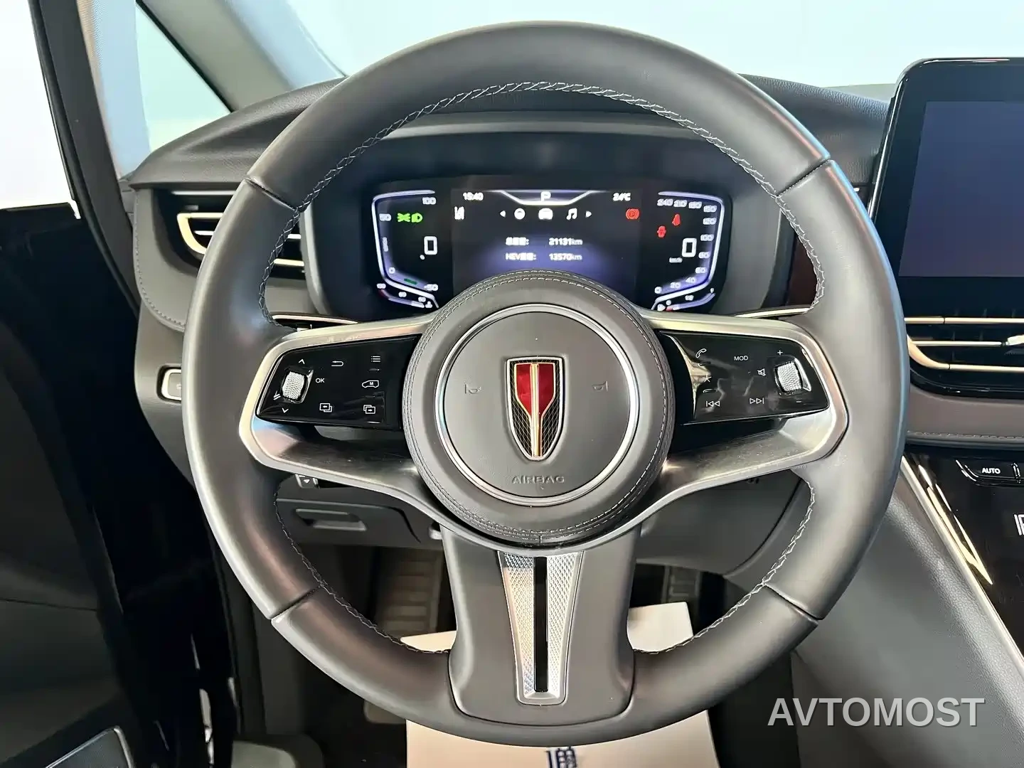 Hongqi HQ9 PHEV 2024 Model 2.0T AWD Luxury Edition — фото 23