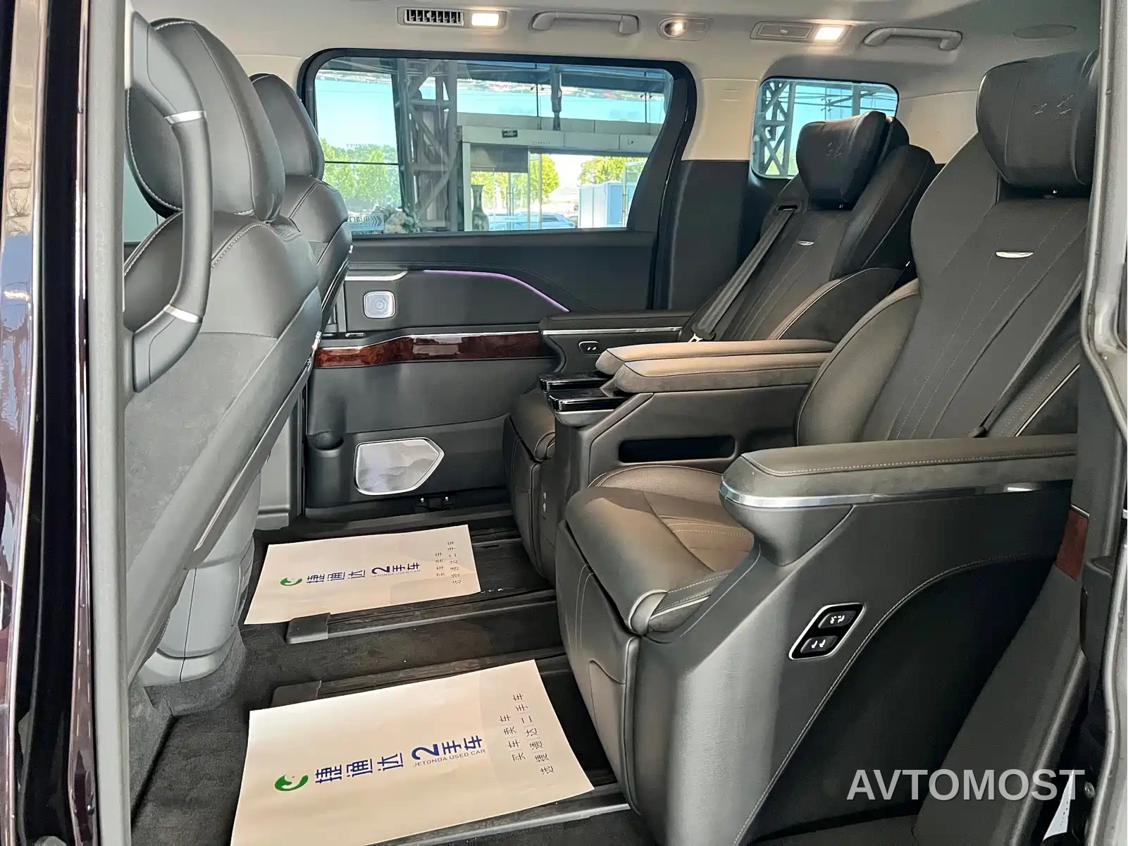 Hongqi HQ9 PHEV 2024 Model 2.0T AWD Luxury Edition — фото 30