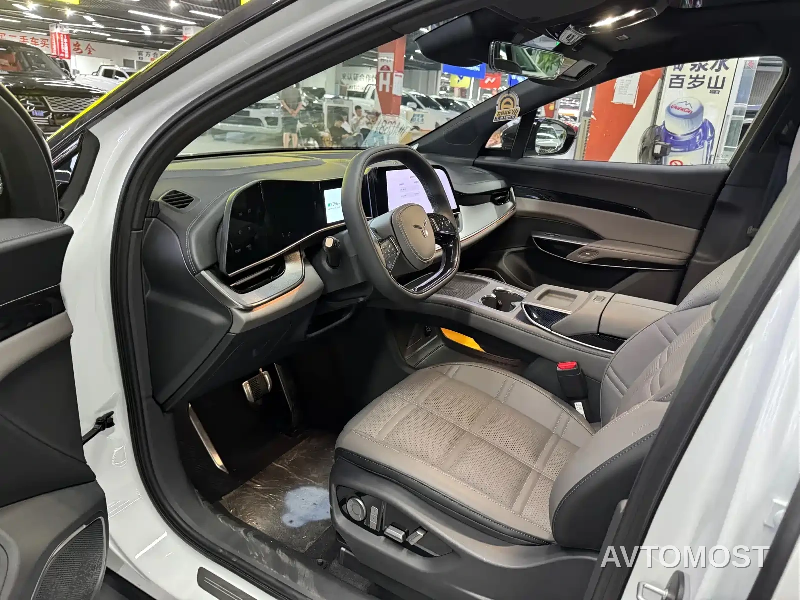 Hongqi Tian Gong 08 2025 605 Pioneer Edition — фото 4