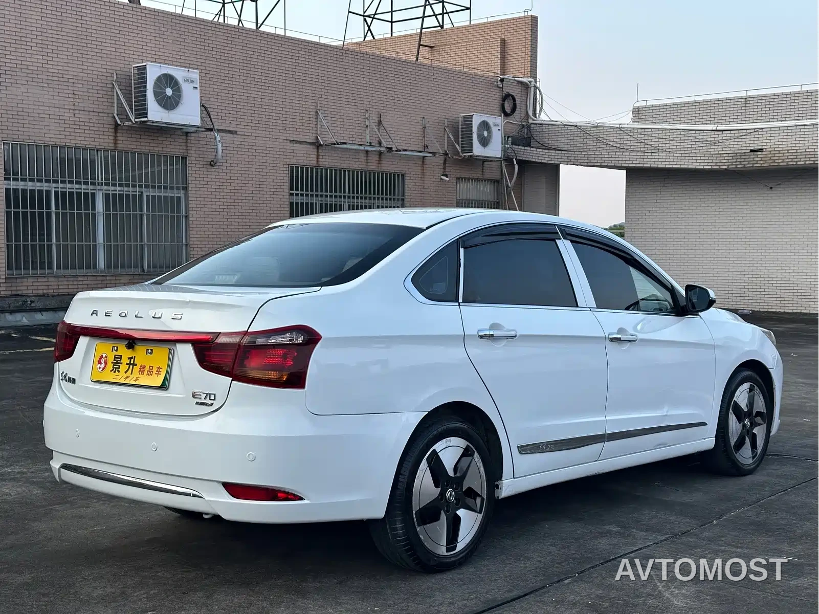 Dongfeng Fengshen E70 2021 Facelift 500 Premium Edition — фото 5