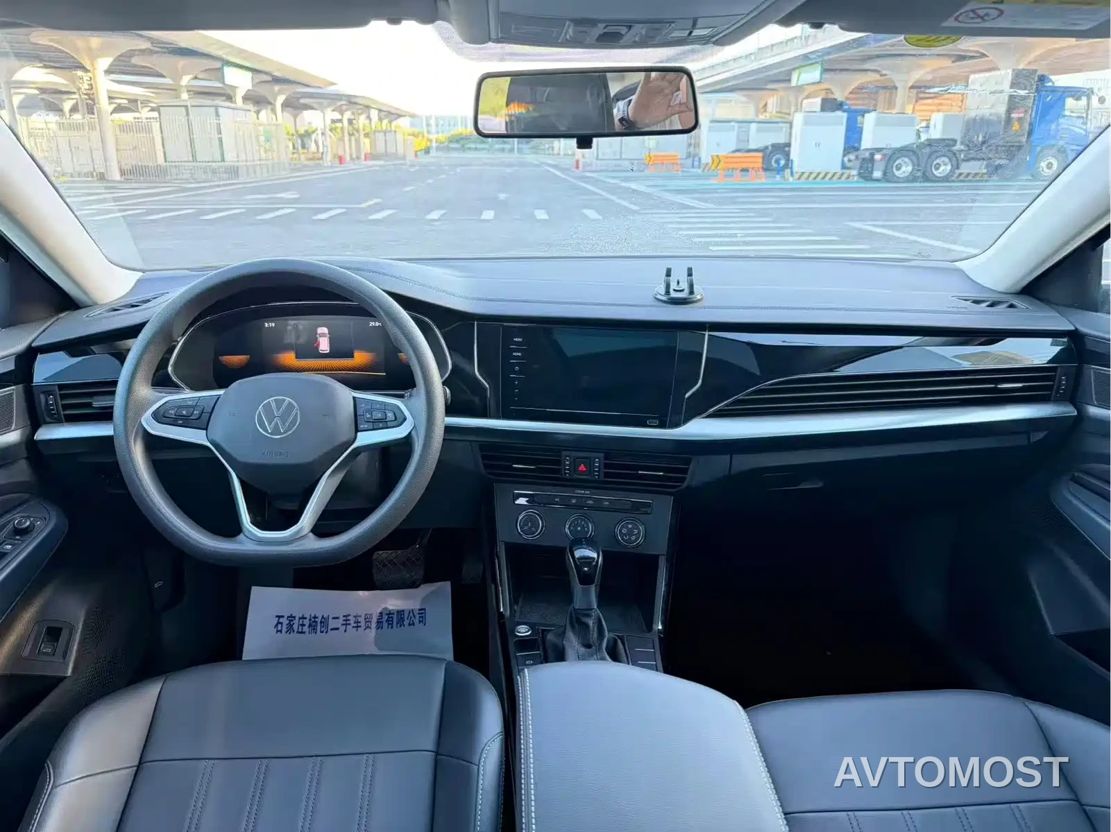 Volkswagen Passat 2025 Outstanding 280TSI Business Edition — фото 8