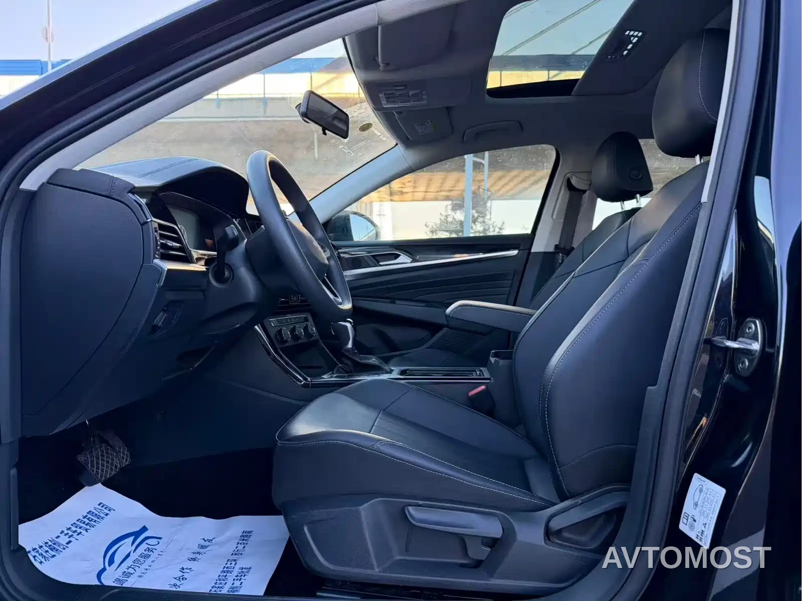 Volkswagen Passat 2025 Outstanding 280TSI Business Edition — фото 9