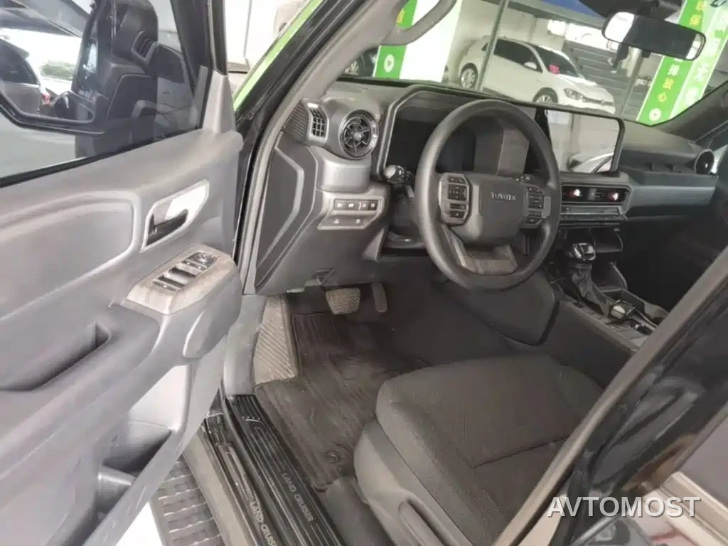 Toyota Prado 2025 2.4T Cross BX Edition 5-seater — фото 16