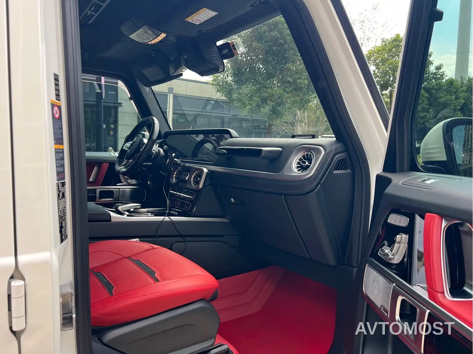 Mercedes-Benz G-Class AMG 2023 AMG G 63 — фото 5