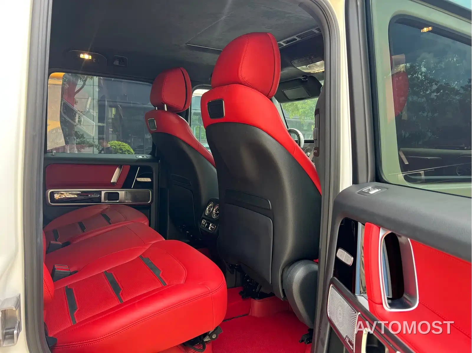 Mercedes-Benz G-Class AMG 2023 AMG G 63 — фото 6