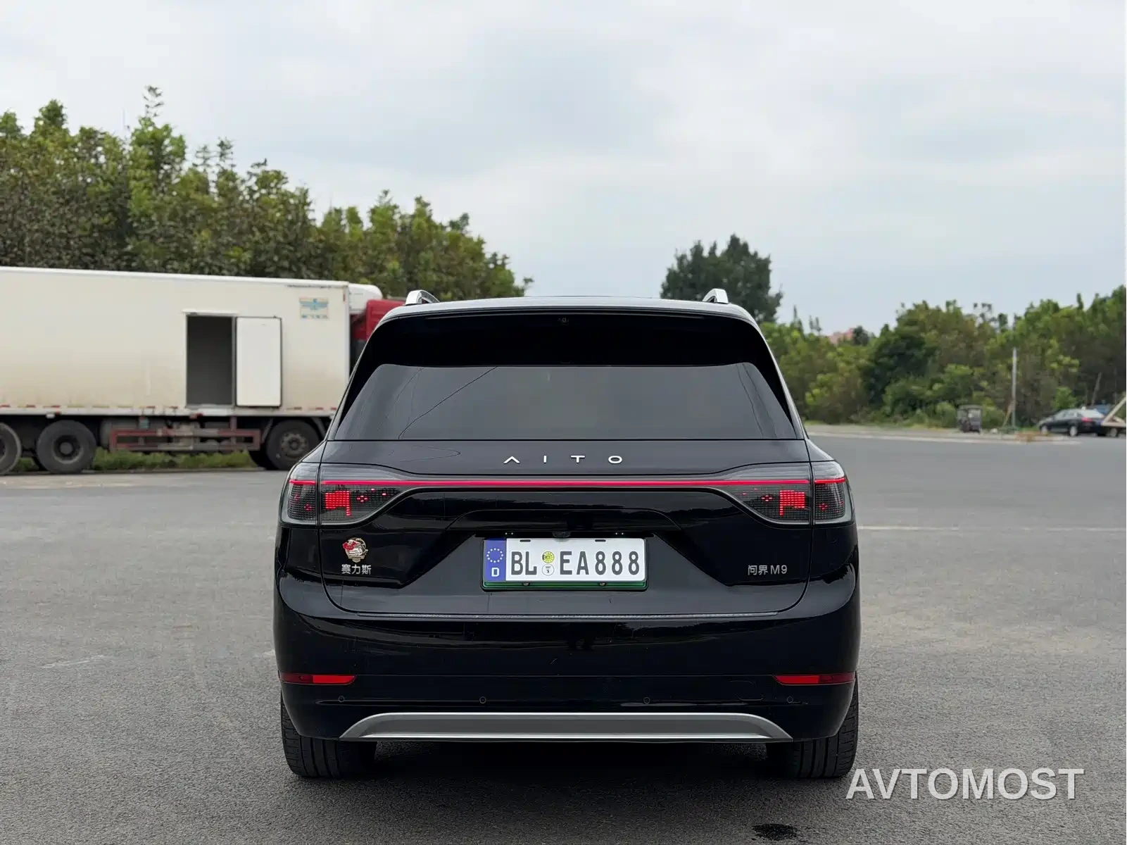 AITO M9 2024 Extended Range Ultra 42kWh 6-Seater — фото 10