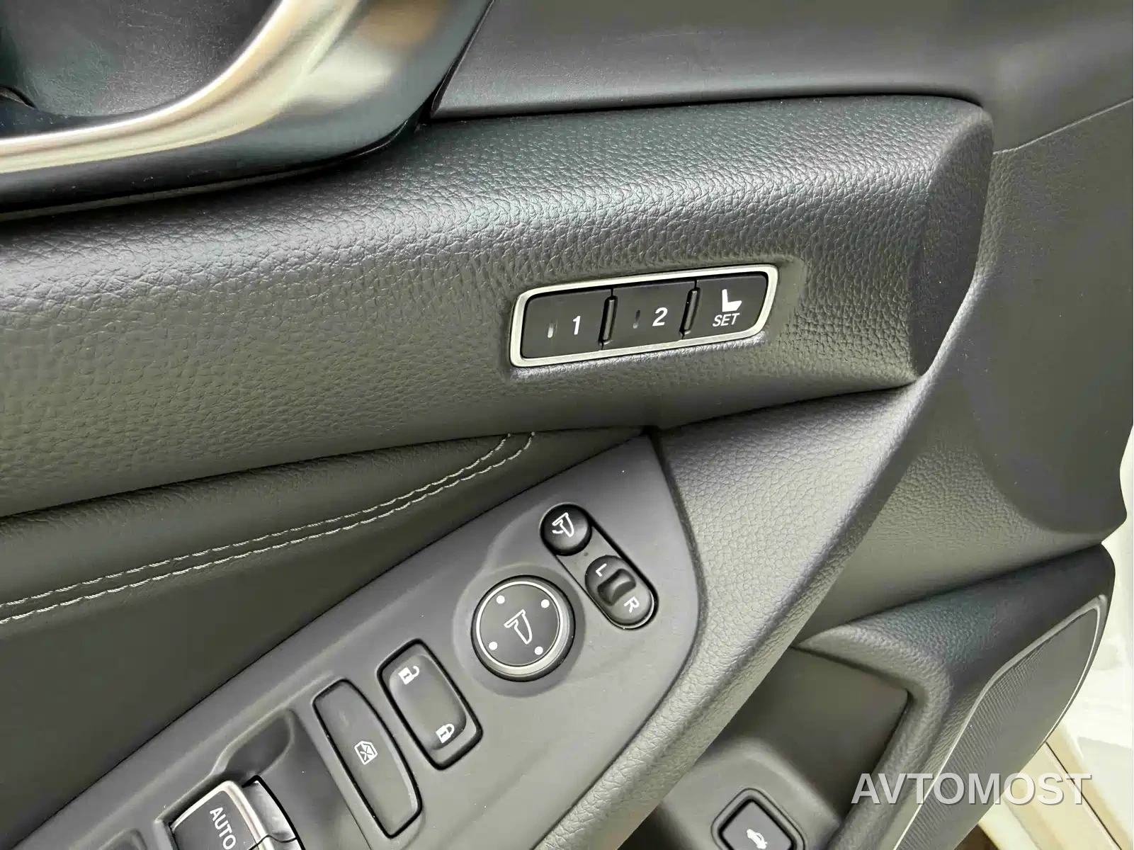 Honda Accord 2021 Sharp·Hybrid 2.0L Sharp Intelligence·Starlight Limited Edition — фото 12