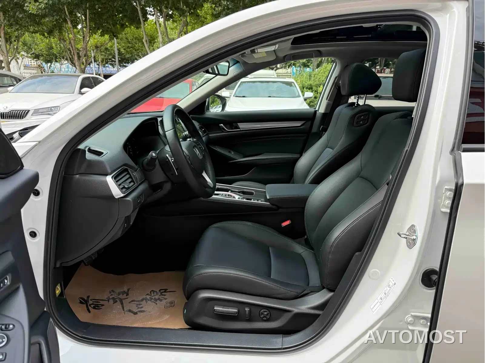 Honda Accord 2021 Sharp·Hybrid 2.0L Sharp Intelligence·Starlight Limited Edition — фото 13