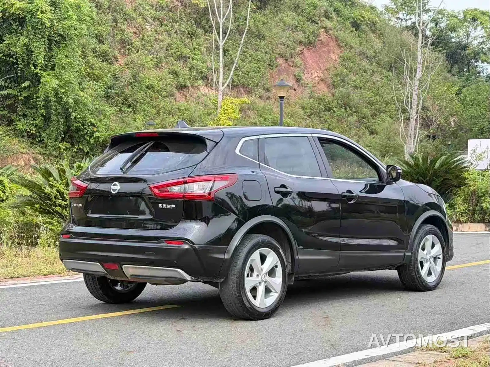Nissan Qashqai 2022 2.0L CVT XV Smart Edition — фото 3