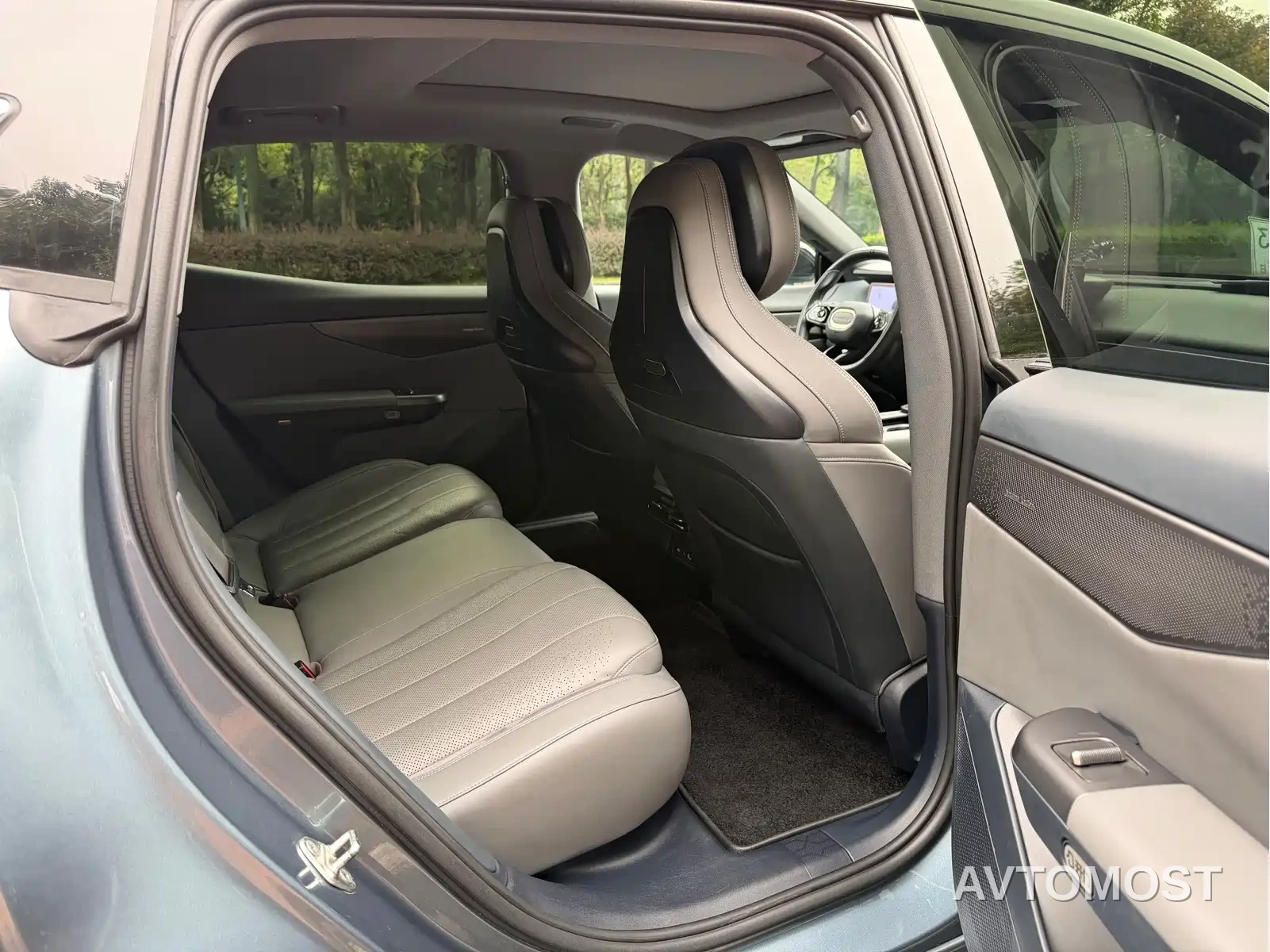 Lynk & Co 07 EM-P 2024 EM-P Trial Production Vehicle — фото 9