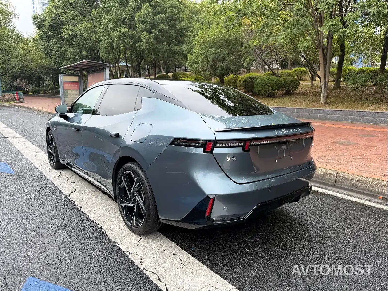 Lynk & Co 07 EM-P 2024 EM-P Trial Production Vehicle — фото 11