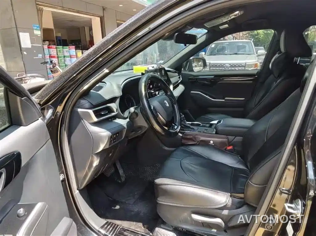 Toyota Crown Kluger 2023 2.5L HEV FWD Progressive Edition (5-seater) — фото 5