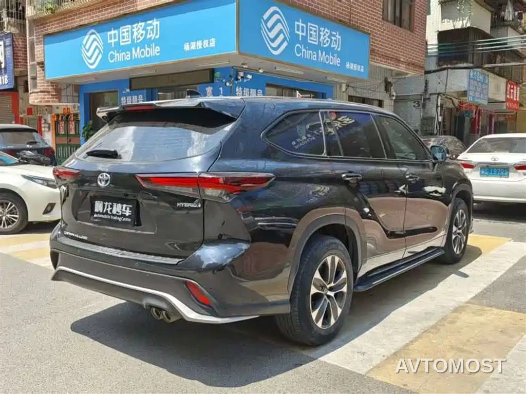 Toyota Crown Kluger 2023 2.5L HEV FWD Progressive Edition (5-seater) — фото 8