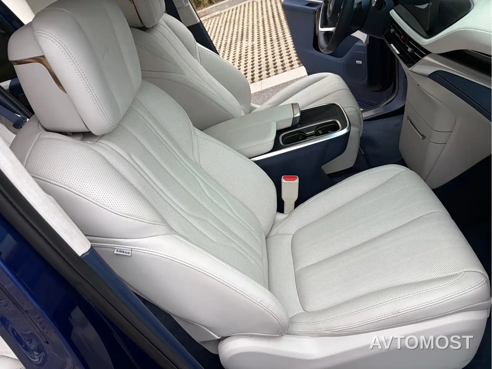Buick Century 2023 2.0T 6-Seat World Edition — фото 14