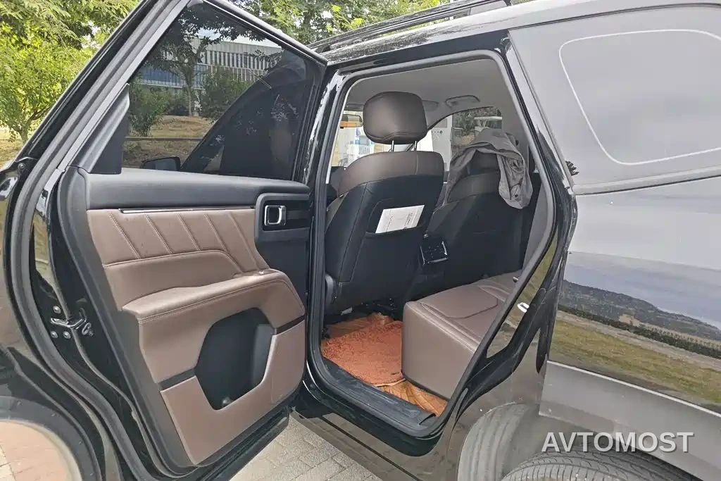 Wuling Motors Starlight 560 2025 Model 1.5T 6MT Comfort Version — фото 9
