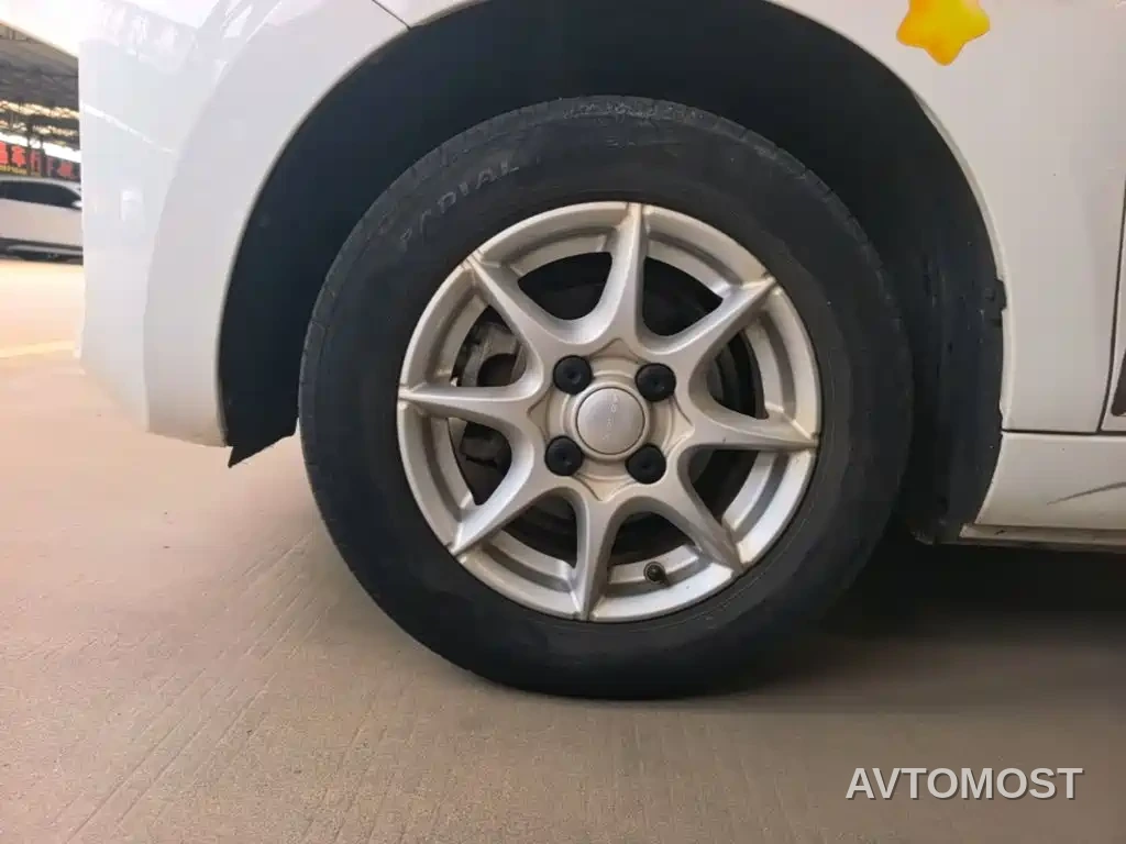 Roewe Kaiwei CLEVER 2022 311km Vitality Bobo Edition — фото 20