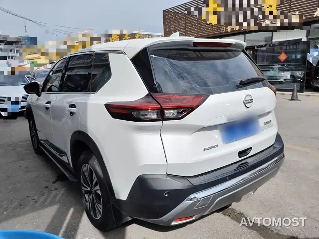 Nissan X-Trail 2023 e-POWER Super Hybrid Dual Motor AWD Luxury Edition — фото 5