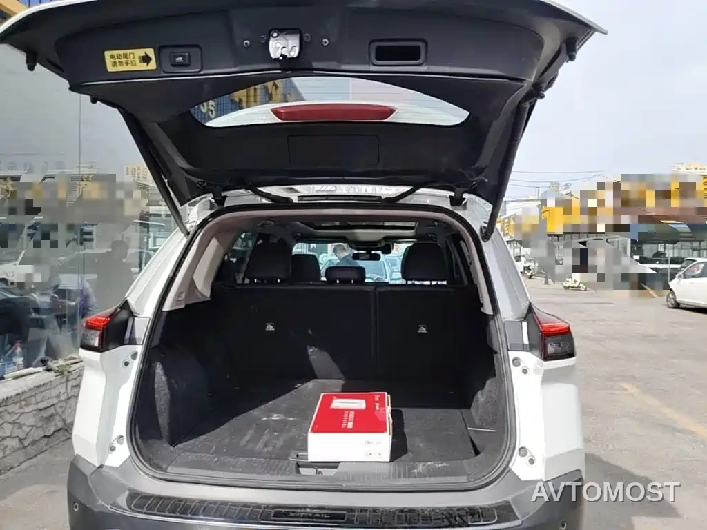 Nissan X-Trail 2023 e-POWER Super Hybrid Dual Motor AWD Luxury Edition — фото 16