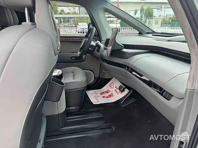 Zeekr MIX 2025 Smart Driving Edition — фото 6