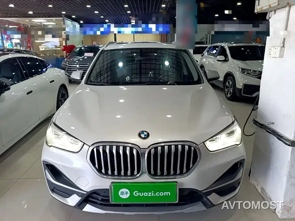 BMW X1 New Energy 2021 xDrive30Le Exclusive — фото 3
