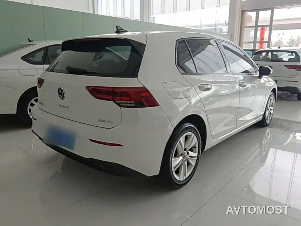 Volkswagen Golf 2023 Model 200TSI DSG — фото 6