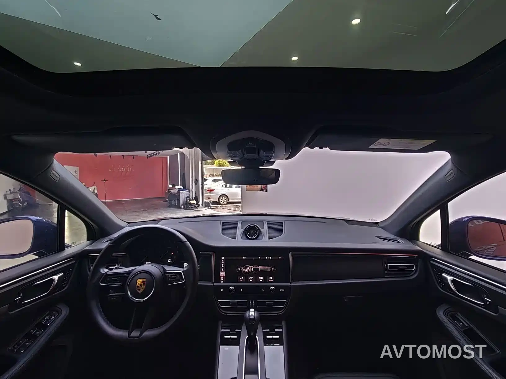 Porsche Macan 2022 Macan 2.0T — фото 17